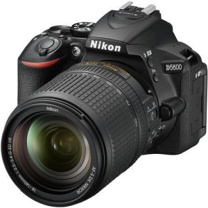 Nikon D5600 DSLR Camera with AF-S 18-140mm VR Kit Lens